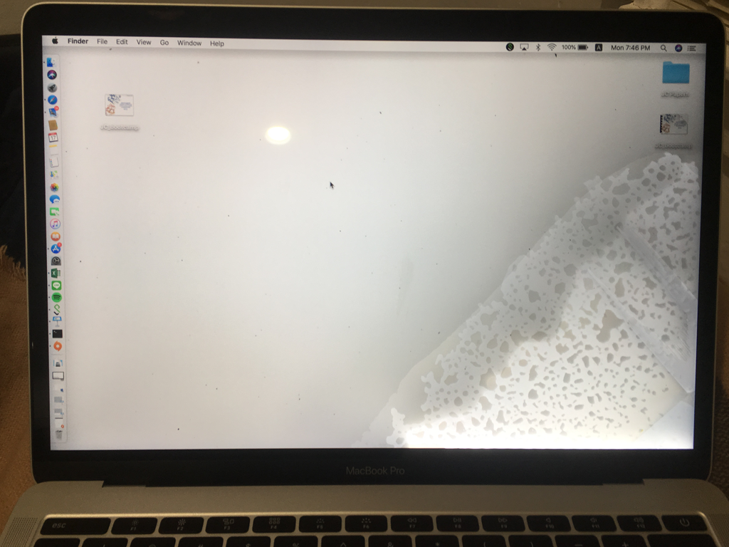 Cách Xử Lý Khi Macbook Của Bạn Bị Vô Nước